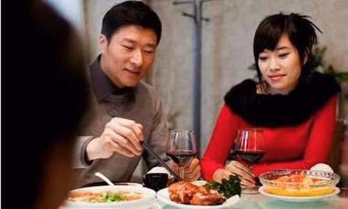 Người mẹ phát hiện ra điều kỳ lạ và đã có hành động dứt khoát để cứu sống cả gia đình (Ảnh minh họa)