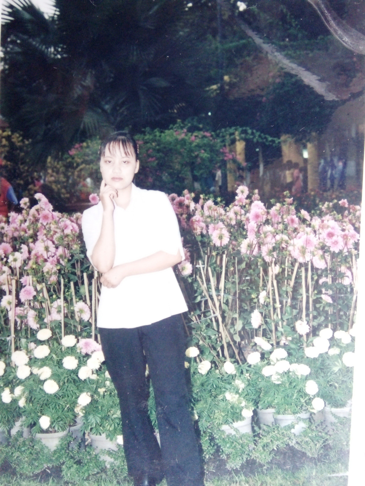 Xot long tieng cuoi khanh khach trong can phong khoa kin