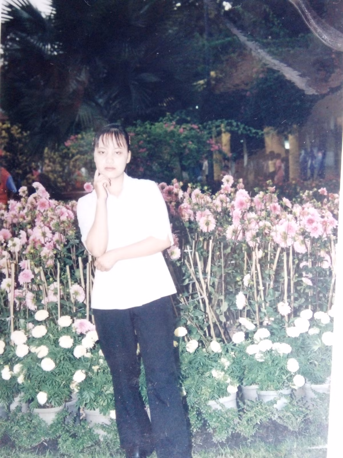 Xot long tieng cuoi khanh khach trong can phong khoa kin