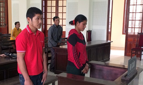 Bị cáo Thôn và Sân đã khai nhận toàn bộ hành vi phạm tội của mình.