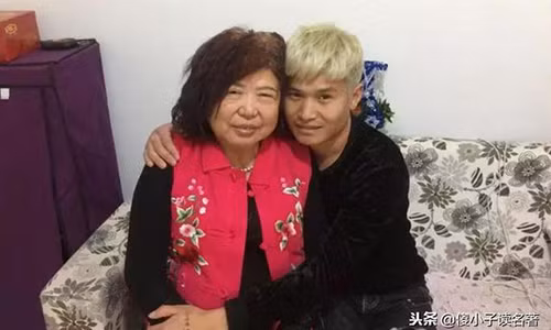 Chuyen tinh cap doi chenh lech 37 tuoi dep tua co tich