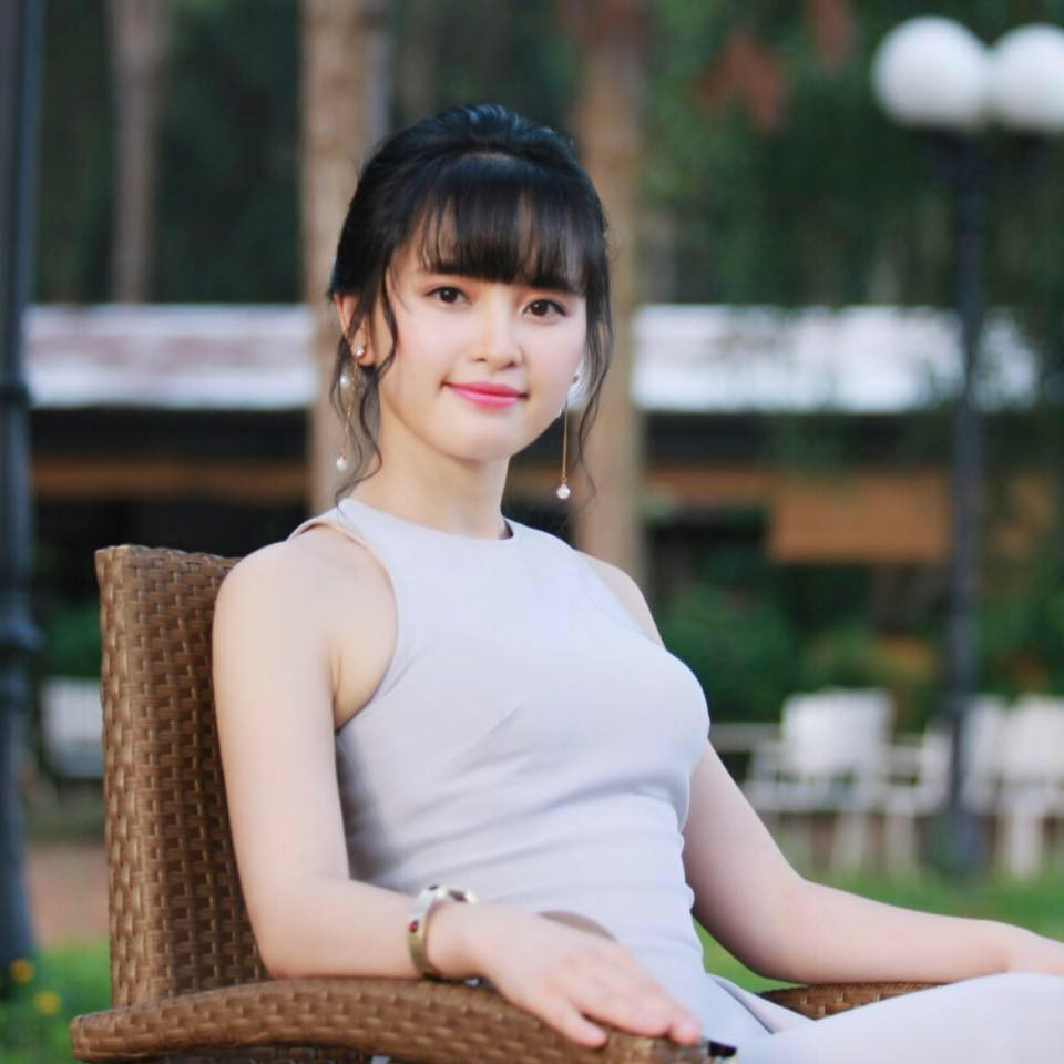 Ngoài ra, Thanh Tâm còn khiến nhiều người xuýt xoa bởi gương mặt xinh xắn.