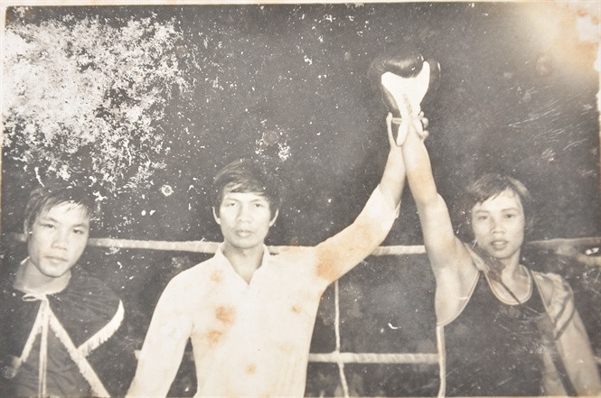 Võ sĩ Tấn Nhất Duy vô địch tỉnh Nghĩa Bình (Quảng Ngãi và Bình Định chưa chia tỉnh) năm 1986.