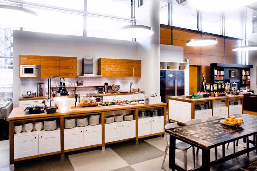 Sân bay Helsinki có cả nhà bếp để du khách tự nấu ăn những món mình thích.