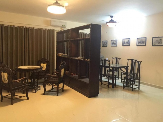 Mới đây, em trai Đăng Khôi rao bán căn hộ rộng 98 m2, tại Long Biên, Hà Nội. Được biết, căn hộ của Đăng Nguyên có giá hơn 2 tỉ đồng. Không gian căn hộ khá rộng rãi, với nội thất chủ yếu là đồ gỗ.