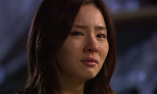 Chị lấy chồng, cuộc sống chỉ toàn nước mắt - Ảnh minh họa: Internet