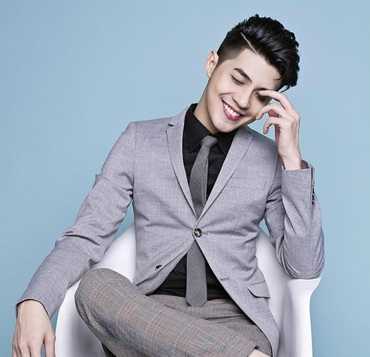 Noo Phuoc Thinh trai qua vo van thi phi de thanh ngoi sao bac ty-Hinh-5