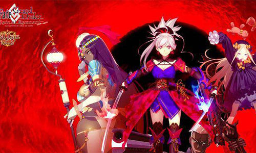 Chàng trai nghiện game đổ tiền nâng cấp nhân vật yêu thích.