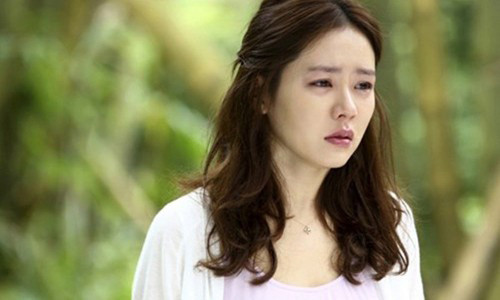 Tôi hối hận vì để mẹ già mà vẫn phải sống cô đơn một mình.