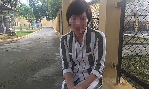 Phạm nhân Nguyễn Thị Hồng tâm sự với PV trong trại giam.