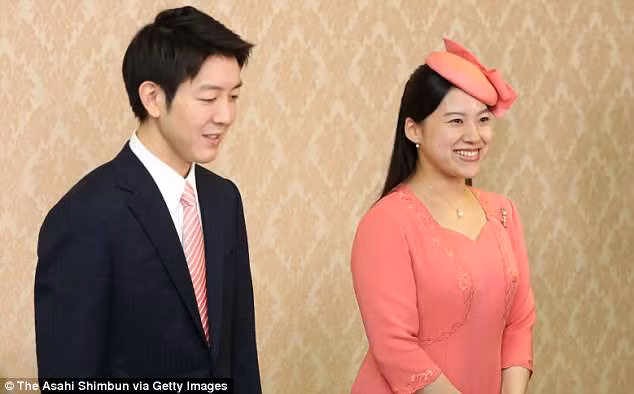 Sau lễ cưới, Công chúa sẽ phải từ bỏ hoàng gia, trở thành người bình thường.