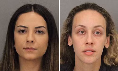 Tina Pourani (trái) và Talia Sisco (phải) bị bắt giữ vì quan hệ với nhiều nam sinh.
