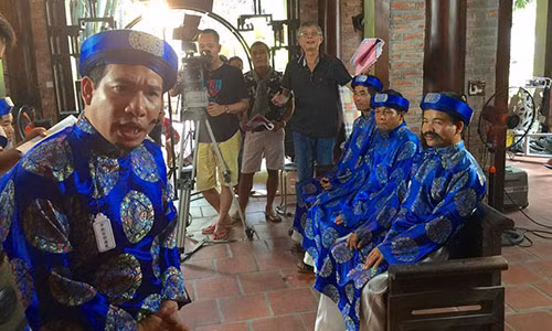 Nghệ sĩ hài Quang Thắng trong tiểu phẩm "Chôn nhời 5"