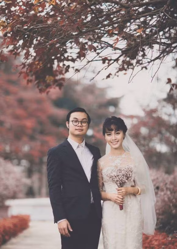 Con trai của đạo diễn Trần Lực đã lớn khôn và thành công trong cuộc sống cũng như sự nghiệp. Anh cũng có niềm đam mê nghệ thuật giống bố. Hiện, Trần Hoàng đang chuẩn bị cho ngày trọng đại của mình.