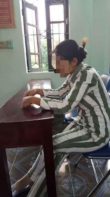 Bi kich cua nguoi dan ba truot doc vi kiem tien bang moi gia