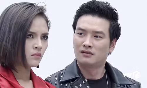 Ánh mắt đanh ác là “thương hiệu” của My “sói”.