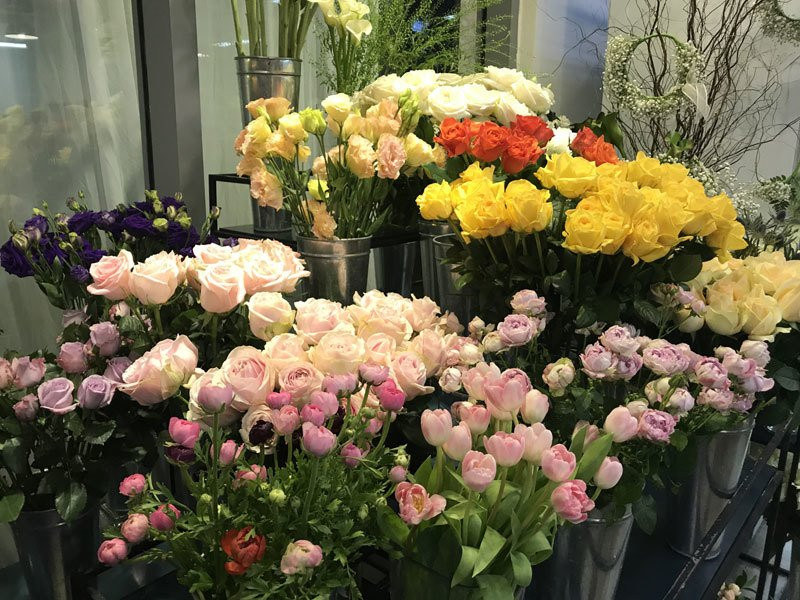 20/10: Hoa hong ngoai “duoi” khong het khach-Hinh-3