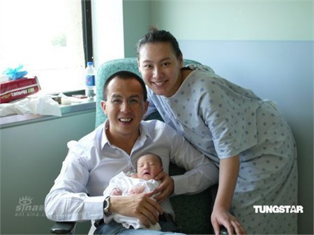 Thiếu gia họ Lý bên con đầu lòng và vợ cũ.