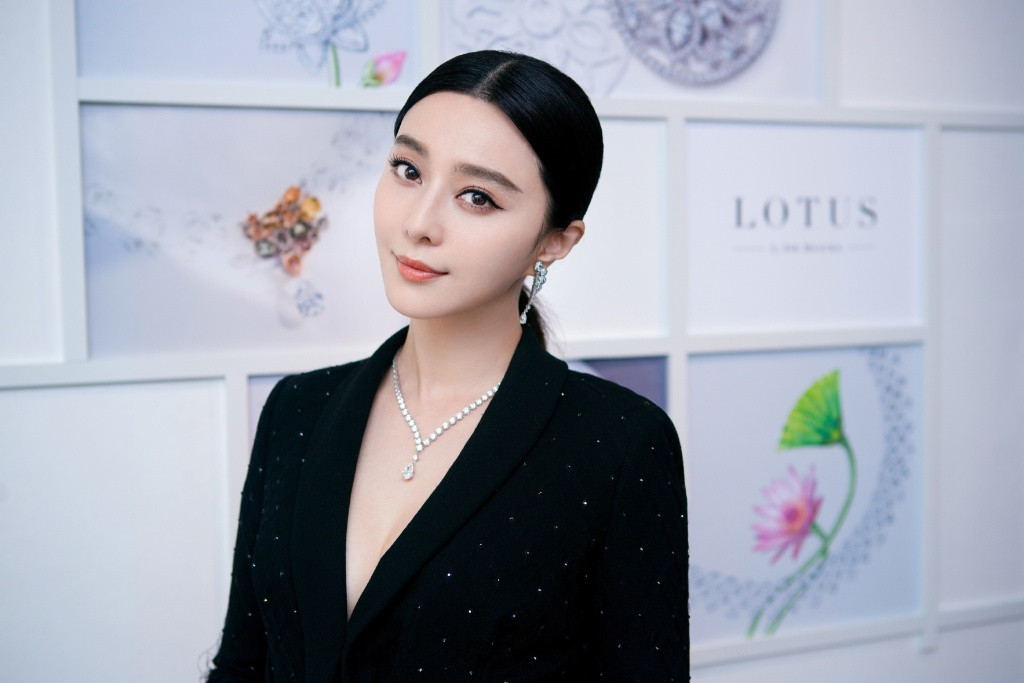 Ngoài giải trí, mỹ nhân họ Phạm còn tham gia nhiều lĩnh vực kinh doanh khách.