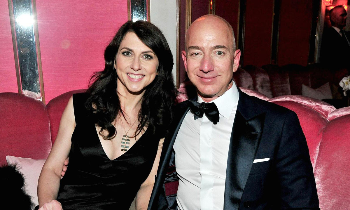 Cuoc song binh di bat ngo cua vo chong nguoi giau nhat the gioi