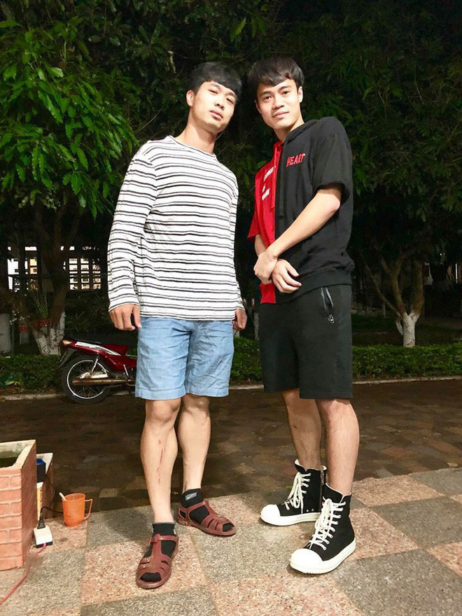 Khoe dien doi dep hang hieu, Cong Phuong bi Van Toan boc me