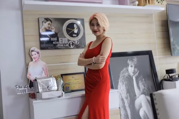 Những góc có thể chụp ảnh 'sống ảo' trong căn hộ của nữ ca sĩ.