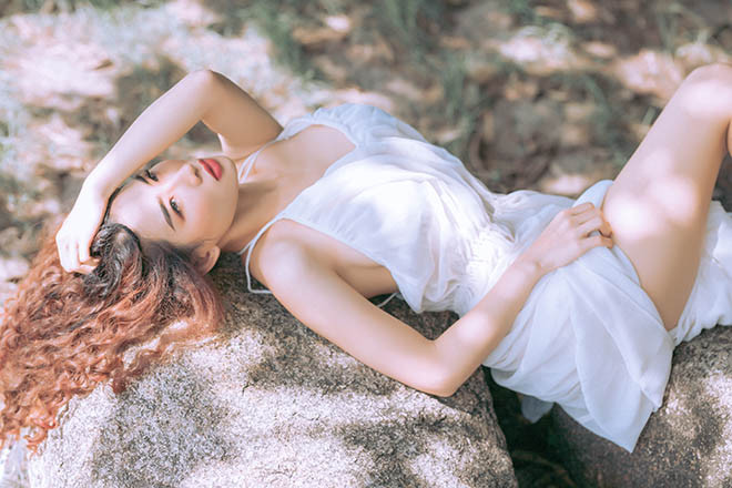 Nu Dj Oxy ke chuyen tra gap phong khach san sau dem bi 