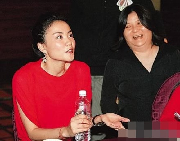 Khâu Lê Khoan góp công không nhỏ trong thành công của diva Vương Phi.