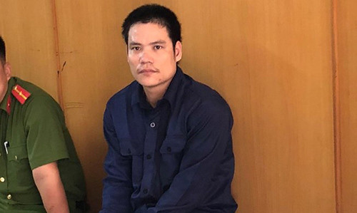 Bị cáo Hưng giờ tòa nghị án.