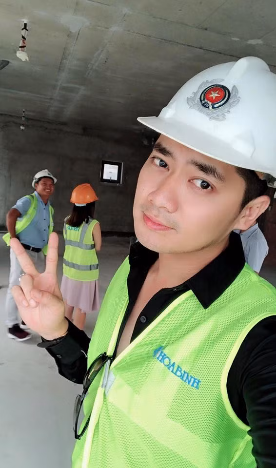 Minh Luan khoe can ho cao cap moi tau-Hinh-3