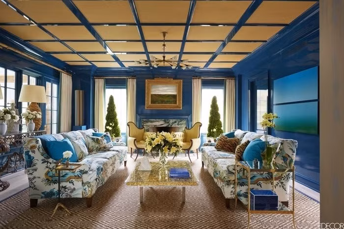 Trong năm nay, chọn nội thất màu metallics không còn là thách thức và làm nhiều gia chủ ngần ngại như trước nữa. Với nhiều gam màu phong phú và đa dạng, bạn hoàn toàn có thể tạo nên vẻ ngoài sang trọng, hiện đại cho ngôi nhà với gam màu metallics.