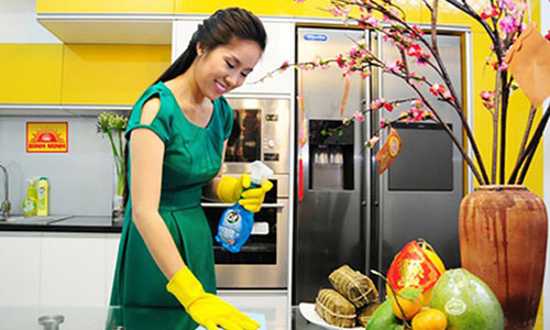 Nên huy động cả nhà cùng dọn dẹp đón Tết. Ảnh minh họa