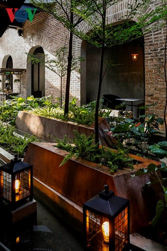 Mọi khu vực đều có màu xanh của cây cối.