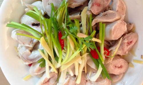 Lòng heo hấp hành. Ảnh internet