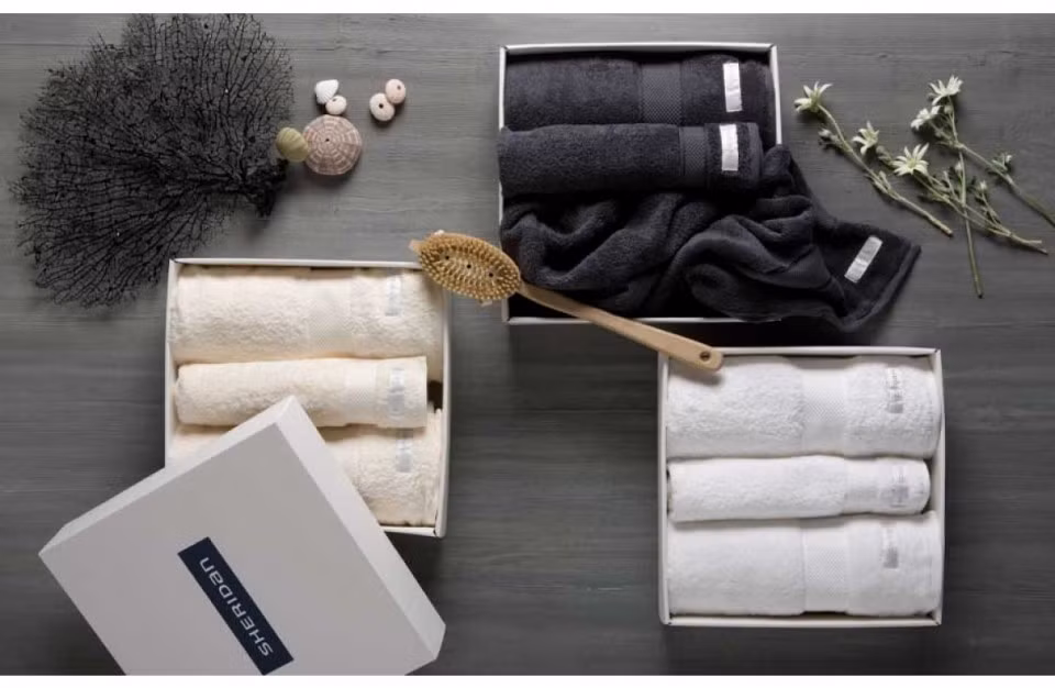 Mark Cuban lại lựa chọn những chiếc khăn tắm thượng hạng - ảnh minh họa.