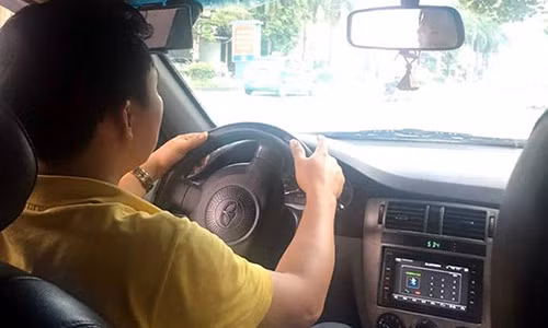 Theo chân đại gia Nam Định, thám tử chứng kiến cảnh khó tin Theo chan dai gia Nam Dinh, tham tu chung kien canh kho tin