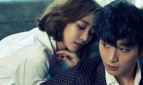 Đàn bà khôn ngoan sẽ không bao giờ giành giật hạnh phúc của người khác (Ảnh minh họa).