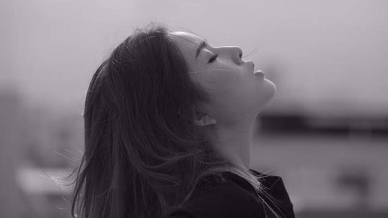 Soi tuong nguoi kho tram be, ca doi ngheo mat van