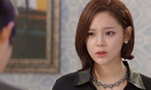 Sắp đến ngày cưới, mới phát hiện ra bí mật của chồng sắp cưới. (Ảnh minh họa)