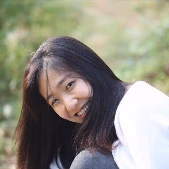 Cái tên Song Ha Neul đang đứng trong top đầu bảng tìm kiếm.