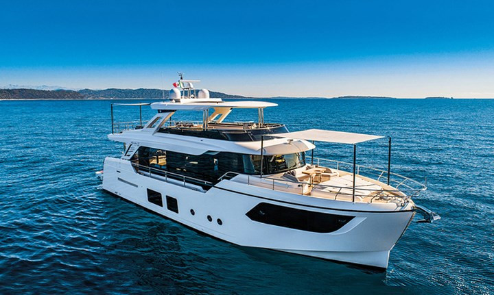 Chiếc The Absolute Navetta 73 có giá khoảng hơn 79 tỷ đồng.