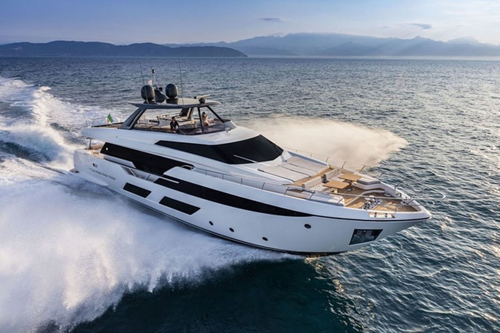 Chiếc The Ferretti Group lần đầu xuất hiện trong chương trình.