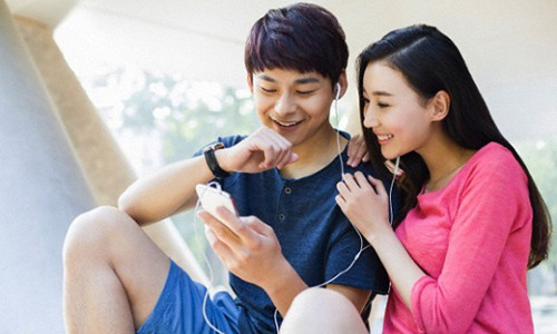 Duyên hiền lành lại rất biết lấy lòng con trai bé nhỏ của tôi (Ảnh minh họa)