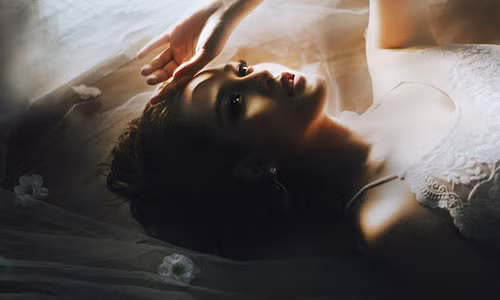 Sự tàn nhẫn nhất ở một người chồng chính là vô tâm với vợ mình… - Ảnh minh họa: Internet