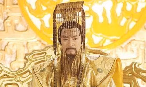 Nhung vu tranh gianh ngoi bau da man nhat lich su trieu chinh