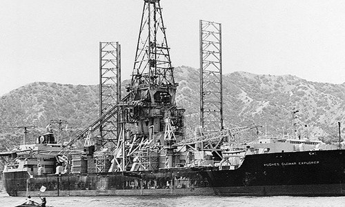 Con tàu Hughes Glomar Explorer mà Mỹ chế tạo để vớt chiếc tàu ngầm đắm của Nga. (Ảnh: Getty Images)