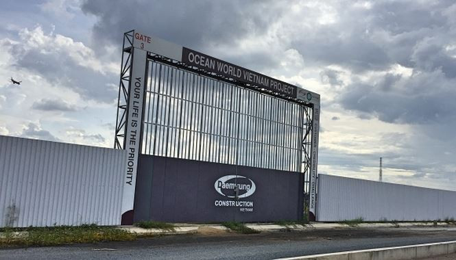 Nó được xem là kiêt tác bởi 3 mặt giáp sông Sài Gòn rất đắc địa khiến giá đất nơi đây có khi tăng hơn 300% so với lúc triển khai dự án.