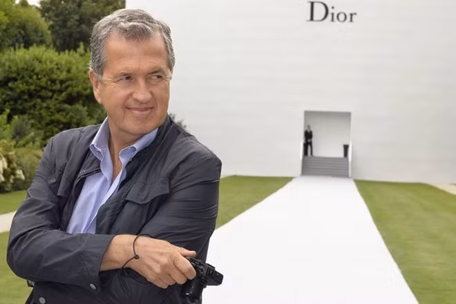 Nhiếp ảnh gia Mario Testino. Ảnh: Getty.