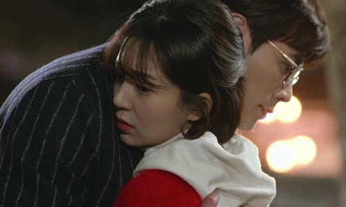 Tôi đã nhầm lẫn giữa tình thương và tình yêu. Hình minh họa: Internet.