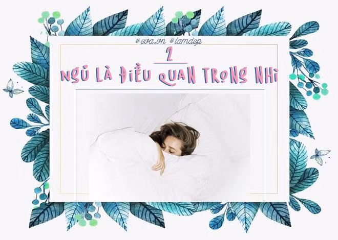 Ngủ cũng có thể giảm được cân, bạn tin không? Trước hết là bởi vì trong lúc bạn ngủ, bạn không thể ăn. Thứ hai, một số nghiên cứu chỉ ra rằng, mỗi giờ khi chúng ta ngủ cơ thể sẽ tiêu hao đi 50 đến 100 calo. Bên cạnh đó, một giấc ngủ sâu sẽ giúp quá trình trao đổi chất diễn ra tốt hơn và những hormone có lợi sẽ được sản sinh nhiều hơn.